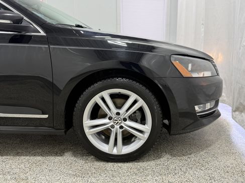 Used 2014 Volkswagen Passat TDI SEL Premium image 28