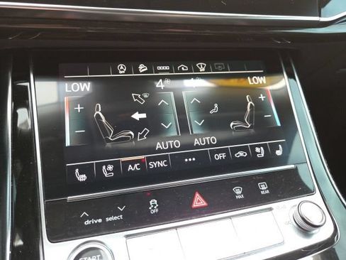 Used 2021 Audi Q8 Prestige w/ Prestige Package AWD/4WD image 16