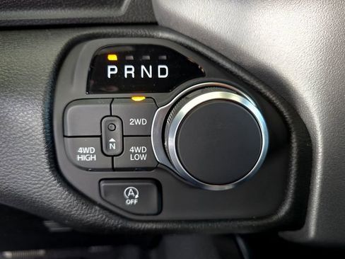 New 2026 RAM 1500 Express AWD/4WD image 15