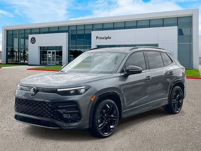 New 2026 Volkswagen Tiguan SE R-Line
