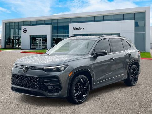 New 2026 Volkswagen Tiguan SE R-Line FWD image 1