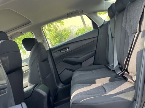 Used 2023 Honda Accord EX image 9