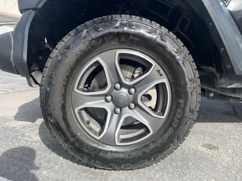 Used 2020 Jeep Wrangler Unlimited Sport S image 10