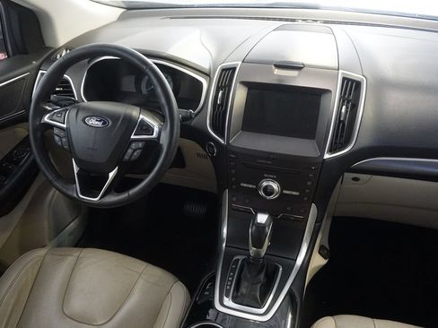 Used 2018 Ford Edge Titanium w/ Equipment Group 301A FWD image 27