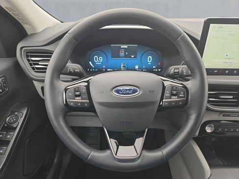 Certified 2023 Ford Escape Platinum AWD/4WD image 11
