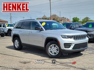 Used 2025 Jeep Grand Cherokee Laredo AWD/4WD video 1