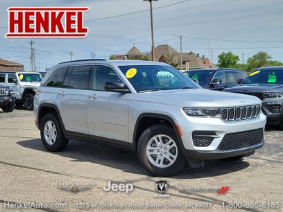 Used 2025 Jeep Grand Cherokee Laredo