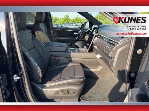 New 2025 GMC Sierra EV Denali image 18