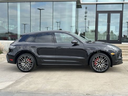 New 2026 Porsche Macan S image 8