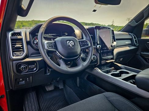 Used 2025 RAM 1500 Big Horn AWD/4WD image 14