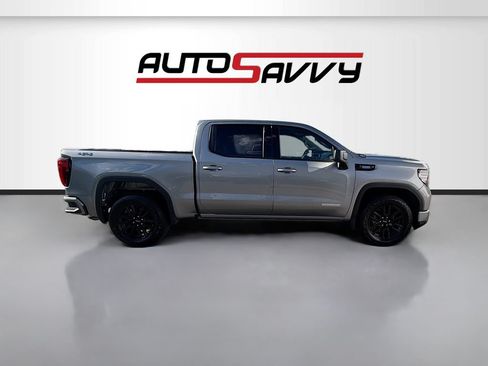 Used 2025 GMC Sierra 1500 Elevation AWD/4WD image 8