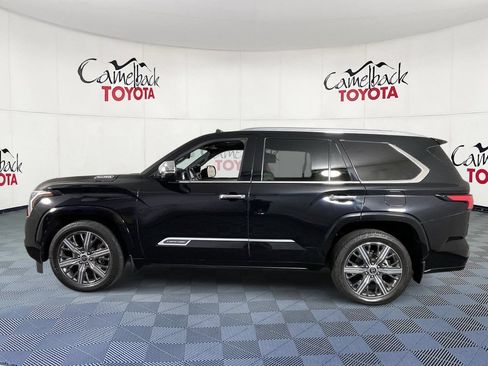 Used 2023 Toyota Sequoia Capstone AWD/4WD image 5