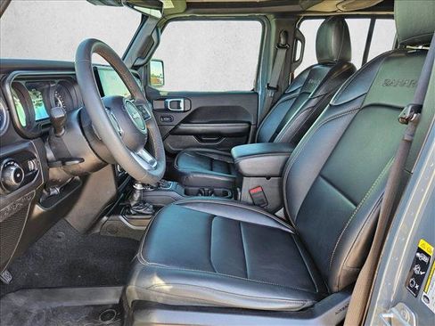 Used 2024 Jeep Wrangler Unlimited Sahara w/ Technology Group AWD/4WD image 20