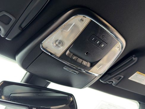 Used 2020 Dodge Charger Scat Pack RWD image 36