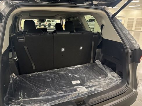 New 2026 Toyota Grand Highlander Platinum image 27