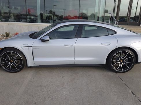 Used 2025 Porsche Taycan RWD image 2