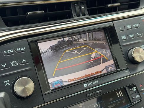 Used 2014 Toyota Avalon Limited image 47