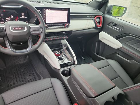 New 2025 GMC Canyon AT4 w/ AT4X Package image 19