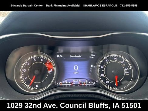 Used 2019 Jeep Cherokee Limited AWD/4WD image 12