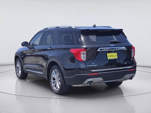 Used 2022 Ford Explorer Limited w/ Equipment Group 301A RWD image 4
