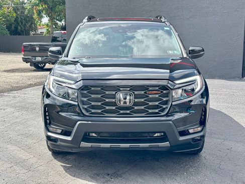 Used 2022 Honda Passport TrailSport image 2