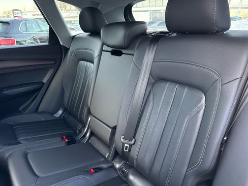 Used 2021 Audi Q5 2.0T Premium w/ Convenience Package image 22