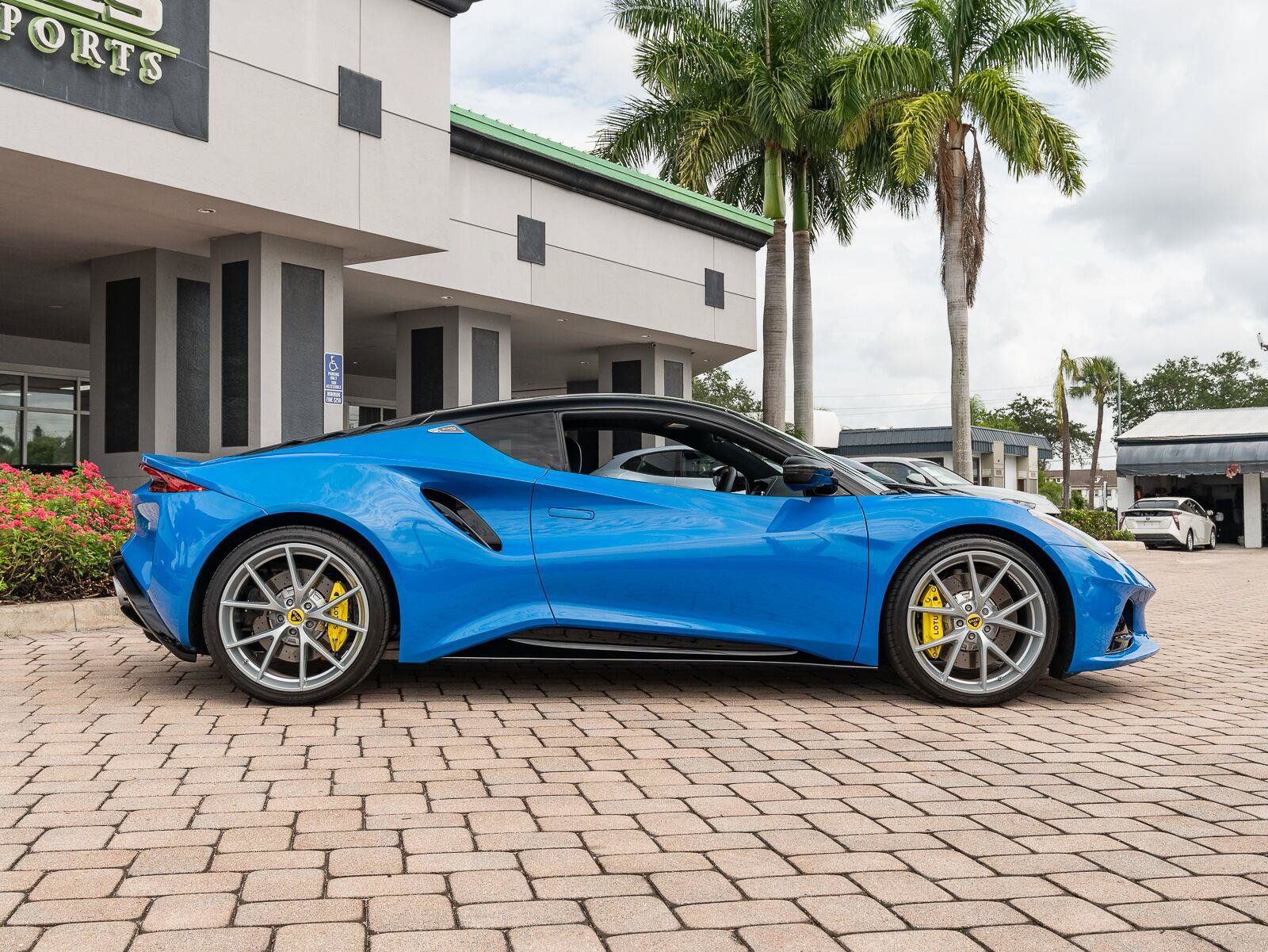 Used 2025 Lotus Emira RWD image 26
