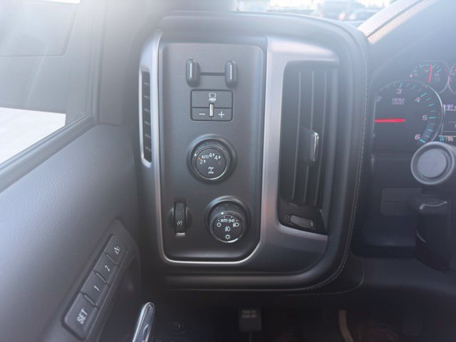 Used 2018 GMC Sierra 1500 SLT AWD/4WD image 15