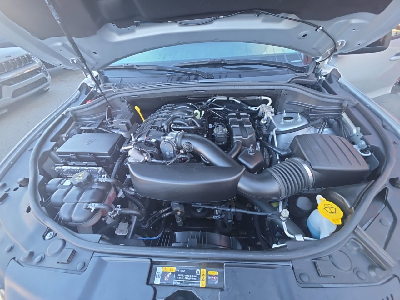 Used 2025 Dodge Durango GT RWD image 14