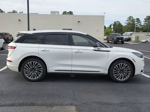 Used 2022 Lincoln Corsair Grand Touring AWD/4WD image 3
