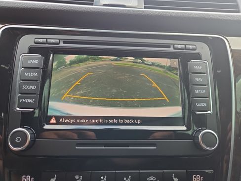Used 2014 Volkswagen Passat TDI SEL Premium FWD image 29