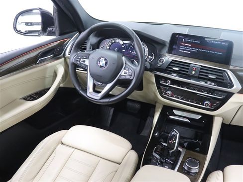 Used 2019 BMW X3 xDrive30i w/ Premium Package image 17