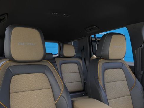 New 2026 Chevrolet Equinox ACTIV w/ Safety and Technology Package FWD image 24