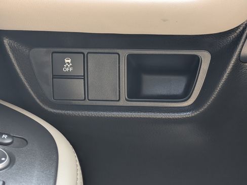 Used 2025 Honda HR-V EX-L image 30