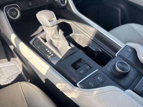 Used 2024 Toyota Grand Highlander XLE image 19