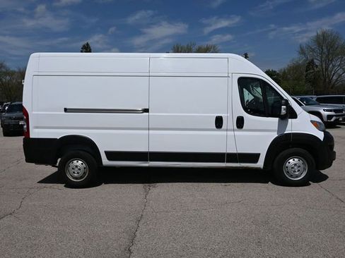 Used 2023 RAM ProMaster 2500 image 2