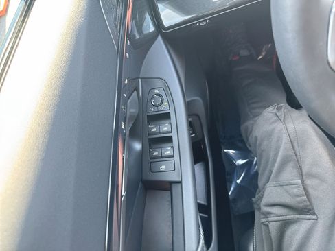 Used 2024 BMW i5 M60 w/ Premium Package image 9