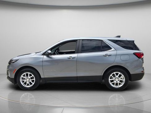 Used 2023 Chevrolet Equinox LT FWD image 3