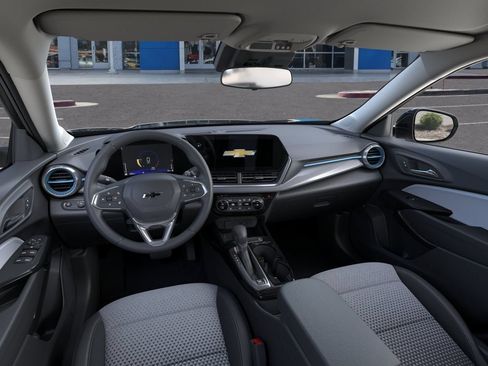 New 2026 Chevrolet Trax LT w/ Midnight Edition FWD image 40
