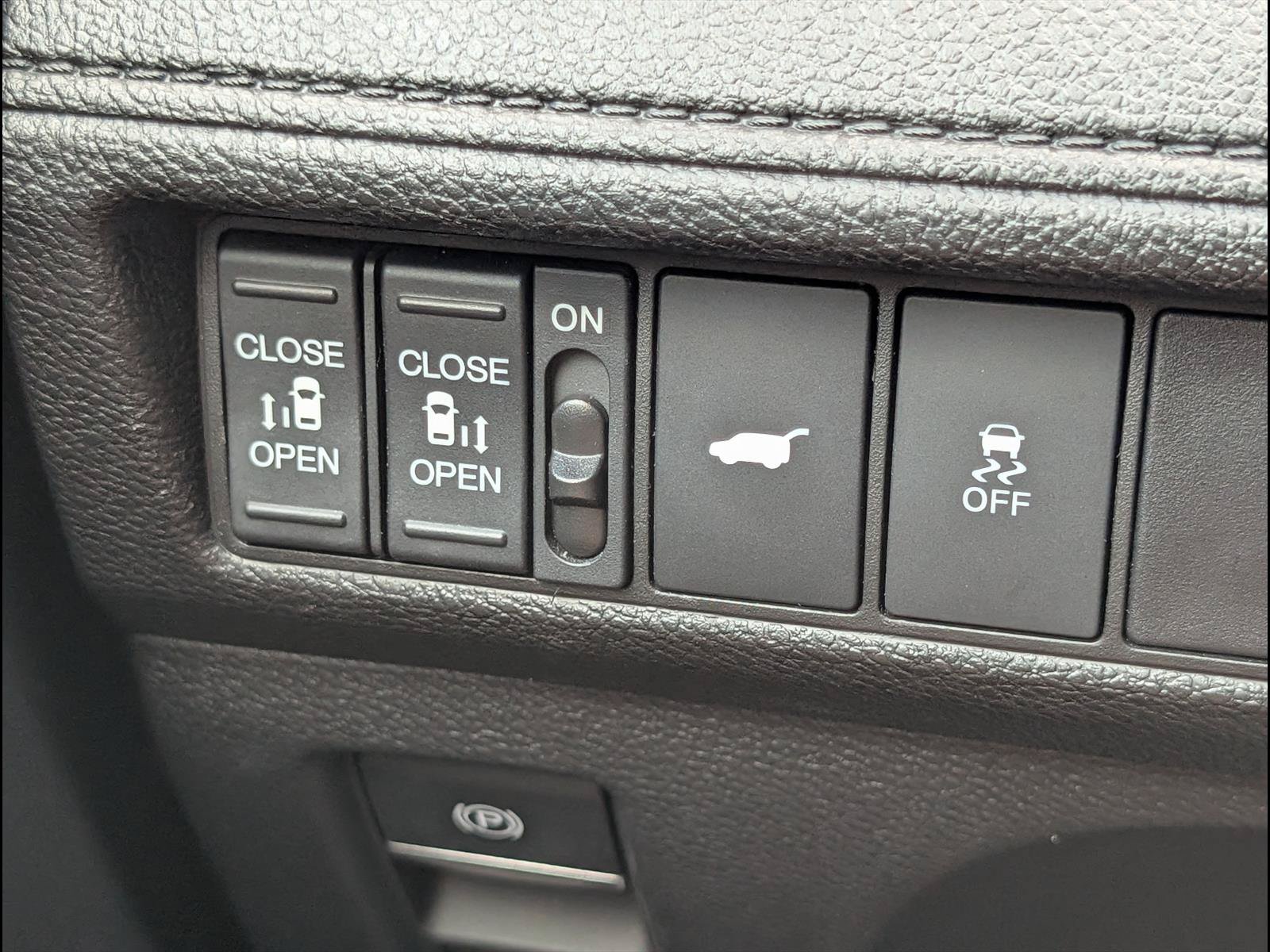 Certified 2025 Honda Odyssey EX-L image 13