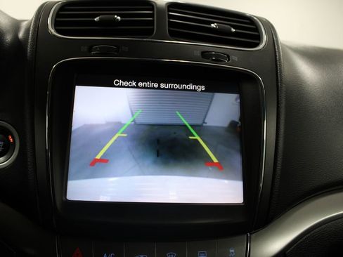 Used 2020 Dodge Journey Crossroad image 39