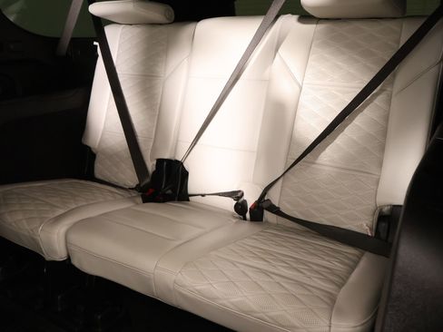Used 2025 Cadillac Escalade ESV Sport Platinum w/ LPO, Floor Liner Package AWD/4WD image 14