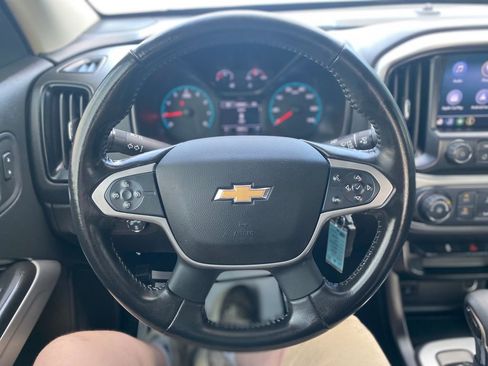 Used 2022 Chevrolet Colorado LT w/ LT Convenience Package AWD/4WD image 28