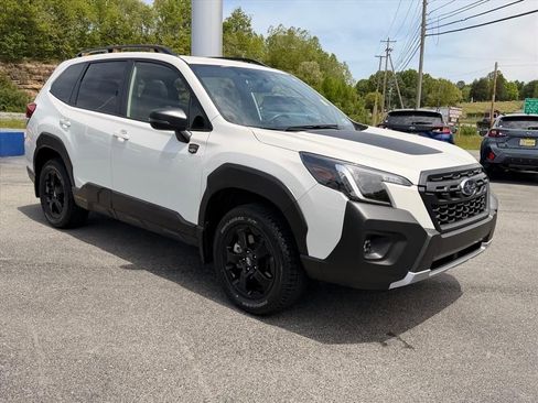 Used 2025 Subaru Forester Wilderness w/ Wilderness Package AWD/4WD image 18