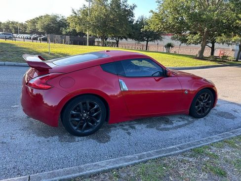 Used 2017 Nissan 370Z Touring image 5