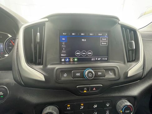 Used 2024 GMC Terrain SLE w/ Elevation Edition AWD/4WD image 23