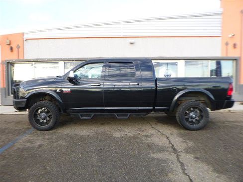 Used 2011 RAM 2500 Laramie w/ Cold Weather Group image 2