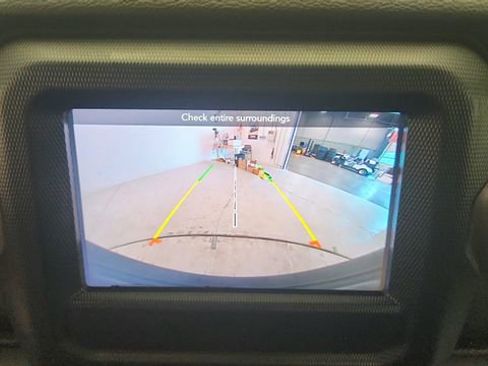 Used 2023 Jeep Wrangler Unlimited Sport AWD/4WD image 13