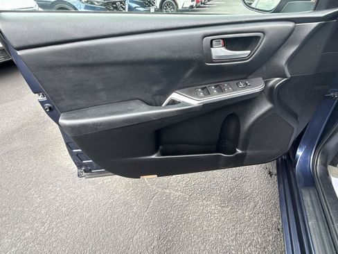 Used 2016 Toyota Camry LE FWD image 17