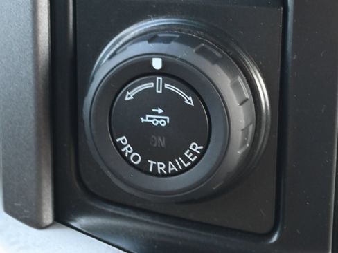 Used 2022 Ford F150 XLT w/ Equipment Group 302A High AWD/4WD image 15
